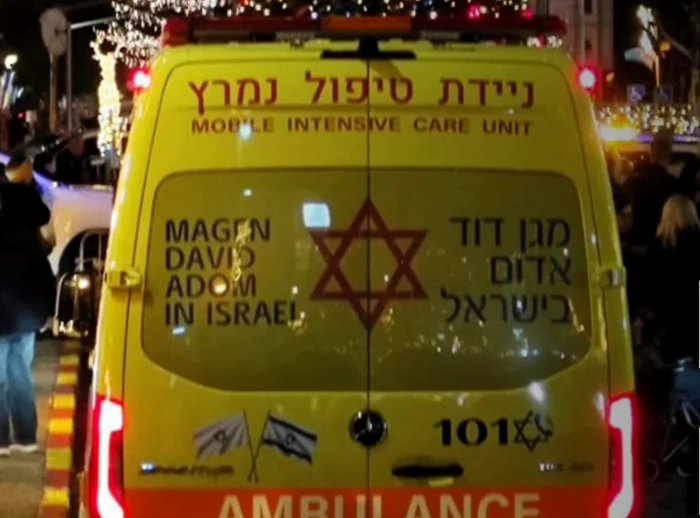 Un echipaj de urgenţă a preluat victima. FOTO Facebook Magen David Adom 