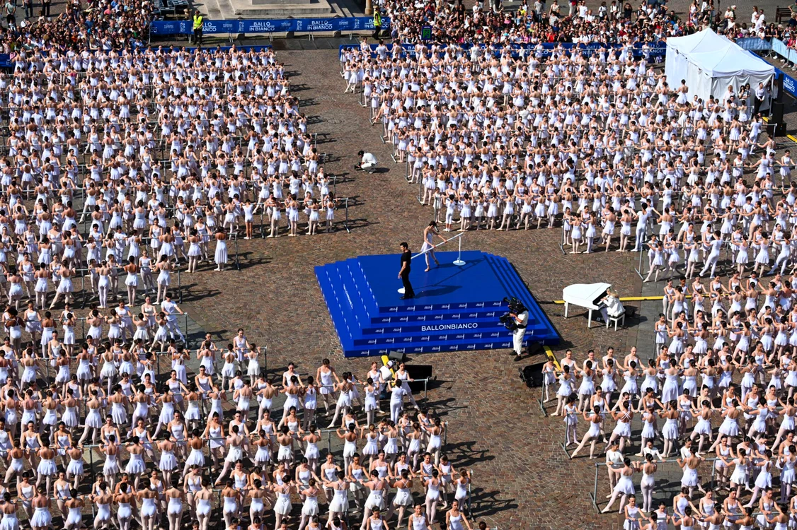Dansatorii au umplut Piazza San Carlo (Foto: Profimedia)
