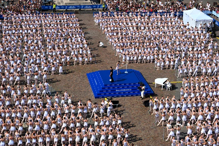 Dansatorii au umplut Piazza San Carlo (Foto: Profimedia)