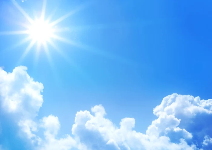 
    Tradiţia creştină spune că în Săptămâna Luminată cerurile sunt deschiseFoto: freegreatpictures.com  