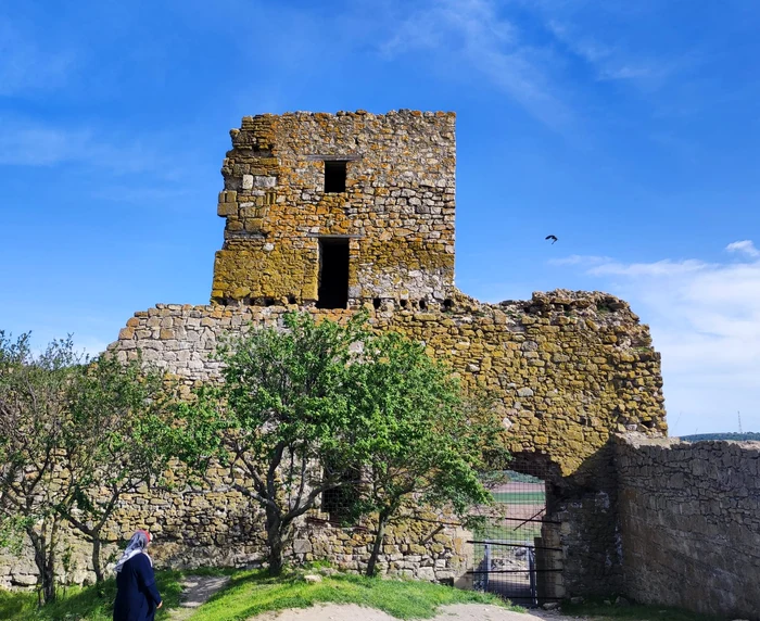 Cetatea Enisala, una dintre cele mai frumoase cetăţi din România FOTO: C.Mazilu