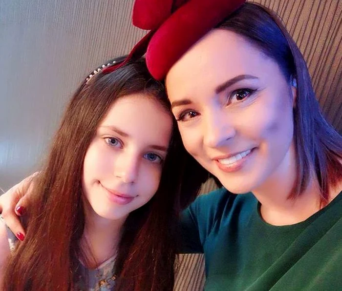 Andreea Marin si fiica ei jpeg