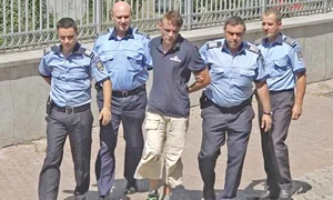 8 3 criminal2 2col 2 jpeg