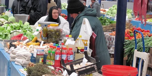 Tanti Stela poate fi găsită zilnic în Piaţa Centrală