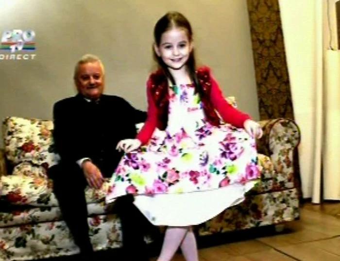 Irinel Columbeanu, şedinţă foto alături de Irina (Foto: Captură video Pro TV)