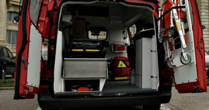 Un bărbat din comuna Lipovu a fost împuşcat în picior de un poliţist