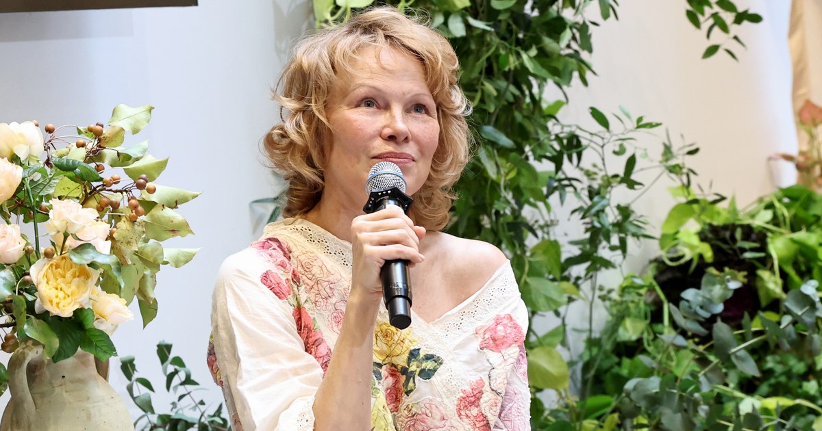 Pamela Anderson, mărturisiri despre momentul în care a aflat că mai are 10 ani de trăit. „A fost o condamnare la moarte”
