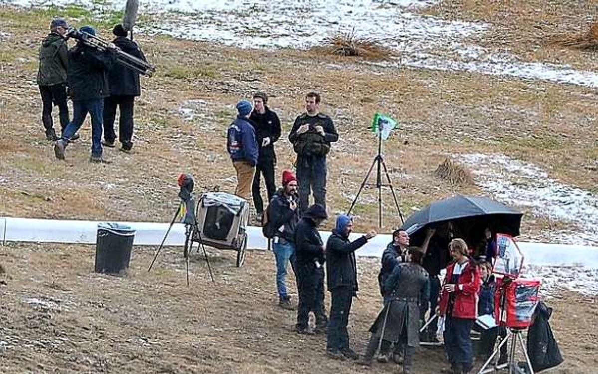 Actorul Kit Harington, interprretul personajului Jon Snow, continuă să-şi facă apariţia la filmările serialului „Game of Thrones” din Irlanda de Nord FOTO dailymail.co.uk