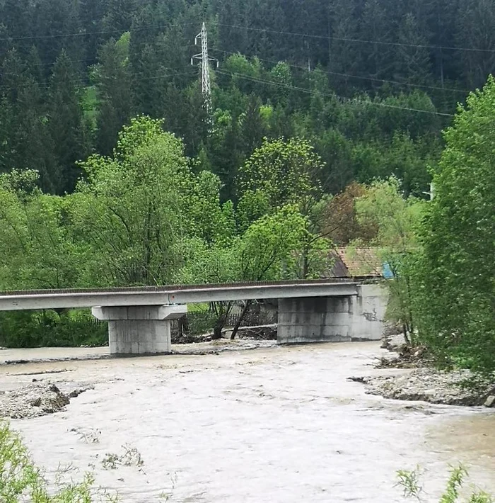 Apele au crescut mult în ultimele zile FOTO: ISU Bacău