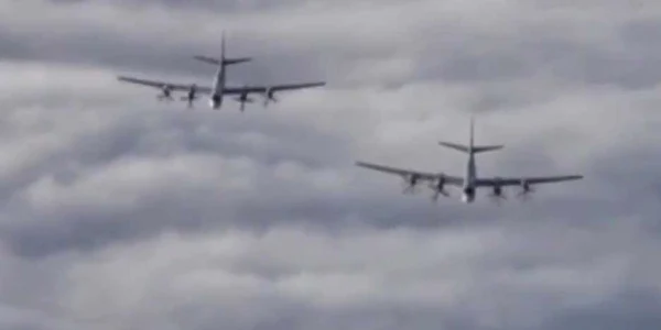 bombardiere rusesti Tupolev 95 foto hepta