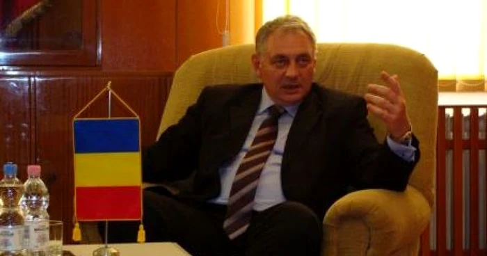 Prefect Ştefan Bardan