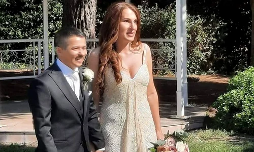 cuplu transgenderi facebook jpg