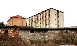 blocul Fantoma din Aninoasa jpg