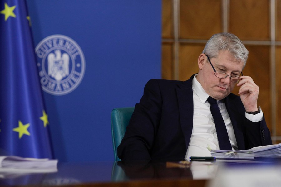 Cătălin Predoiu, premier interimar pentru a treia oară, este un veteran al crizelor politice. Ce avere declară liderul PNL
