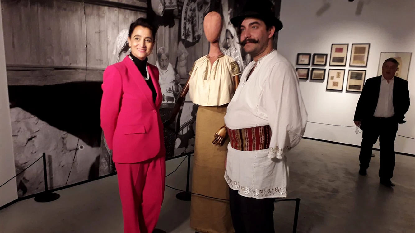 Ioana Ciocan și Silviu Horațiu Ilea ne-au vorbit despre cămașa tradițională