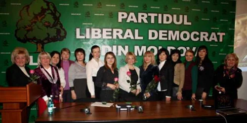 Conducerea organizaţiei femeiilor liberal-democrate din sectorul Centru FOTO pldm.md