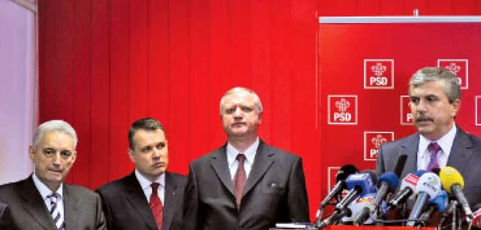 Miniştrii PSD rămân cu demisiile în sertar