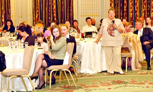 Revista „Tango” şi a reunit  cititoarele vineri, la Hilton jpeg