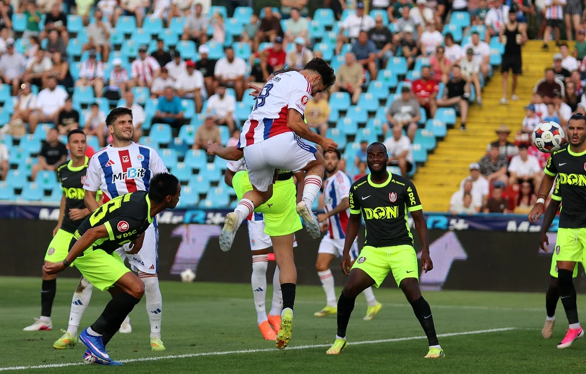 Joao Lameira a înscris cu capul în debutul meciului de la Galați (Foto: sportpictures)