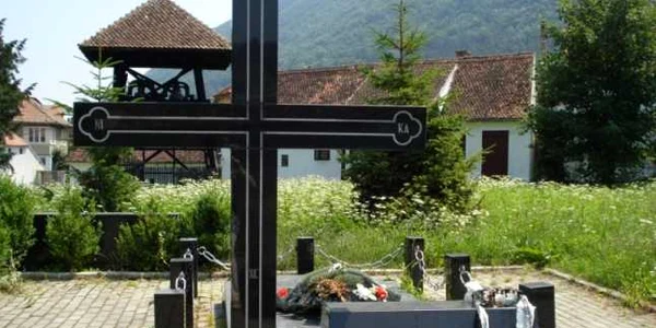 Mormântul lui Nicolae Titulescu din Şcheii Braşovului