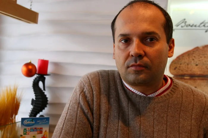 Mesajul real (stânga) și cel editat (dreapta)Foto: realitatea.net