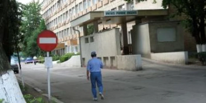 Alba Iulia: Tocătorul de deşeuri medicale promis de Ministerul Sănătăţii întârzie