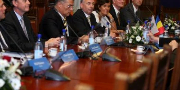 Britanicii au mai avut o întâlnire cu primarul în urmă cu o lună
