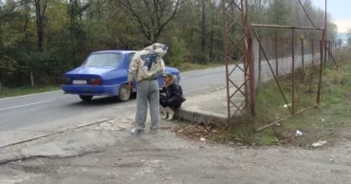 Râmnicu Vâlcea: Prostituatele oferă „pita săracului”, sex la preţ redus pentru bărbaţii aflaţi în criză