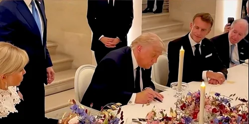 trump semnare acord jpg