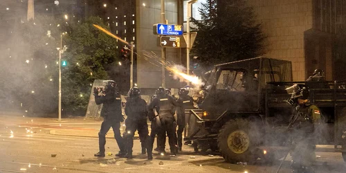 protest serbia jpeg
