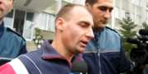 Hoţul din Vâlcea este audiat de procurori 