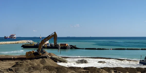 Extinderea plajelor in Eforie Sud foto calin Gavrilas jpg