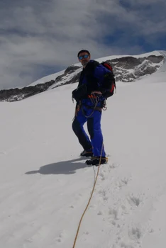 Marius Albu pe Dufourspitze (4.634 metri), cunoscut și sub numele de Punta Dufour