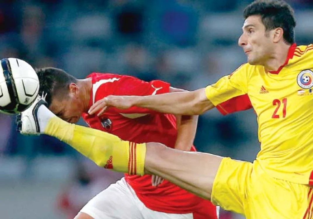 
    Daniel Niculae a avut două ocazii  importante de gol  