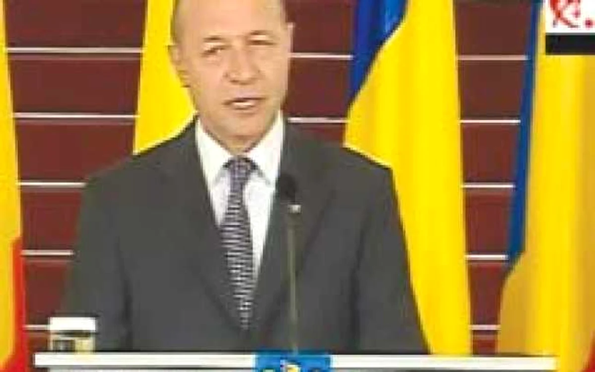 Mai 2010. Şeful statului anunţă tăierea salariilor bugetarilor şi a pensiilor din cauza crizei economice