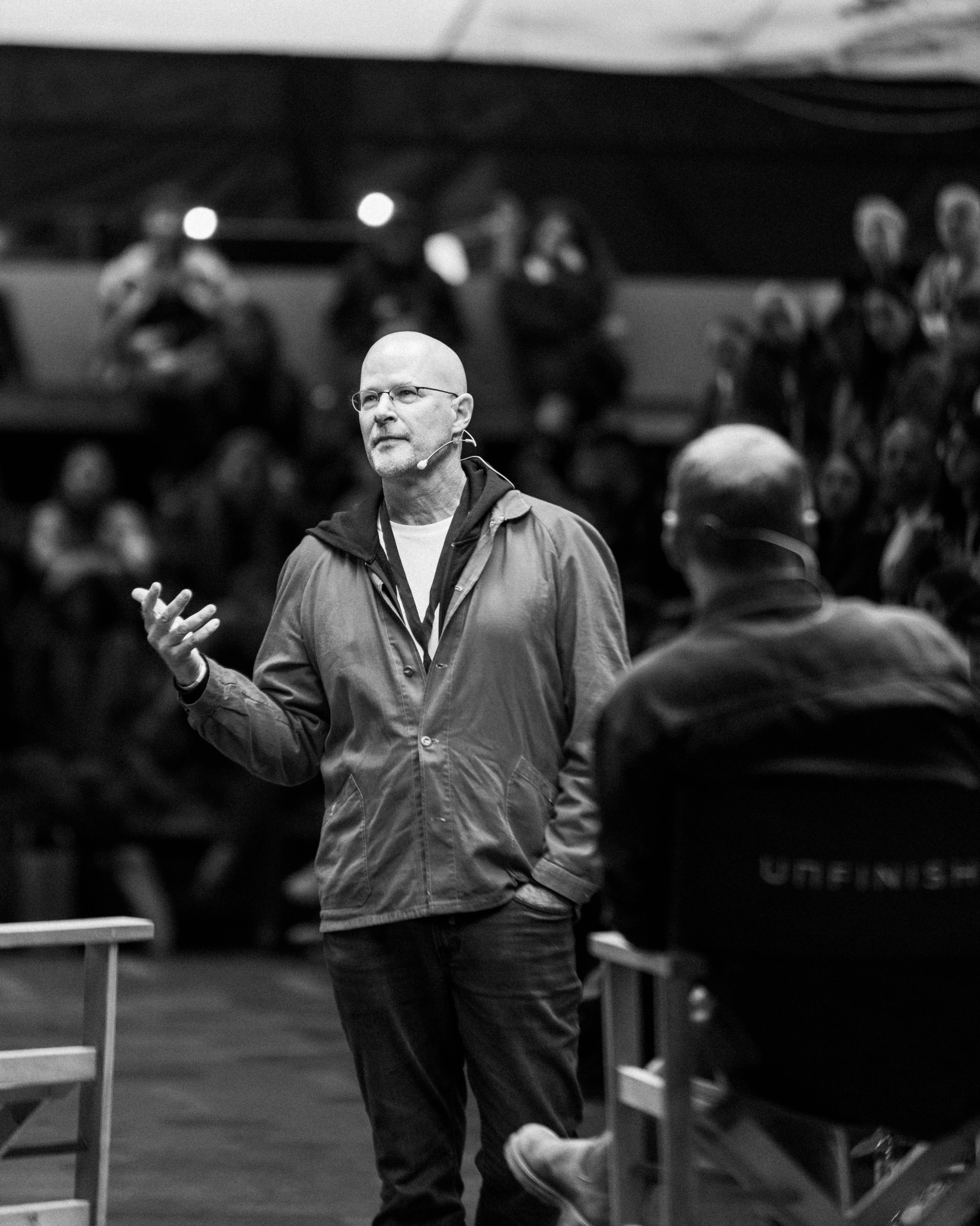 Daniel Jones, jurnalist „The New York Times“: „Tehnologia schimbă complet modul în care ne găsim partenerii romantici“