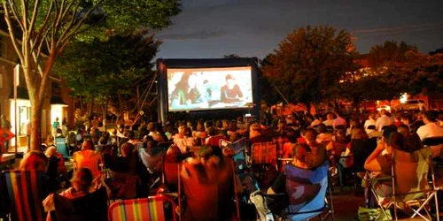 Film în aer liber FOTO Silviu Rosioru