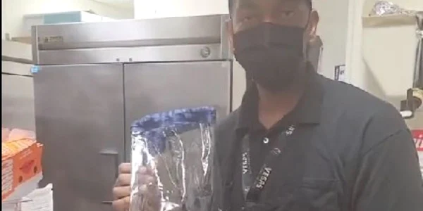Kevin Ford, bucătar și casier la fast food ul Burger King  Foto Captură video TikTok thekeep777 jpg