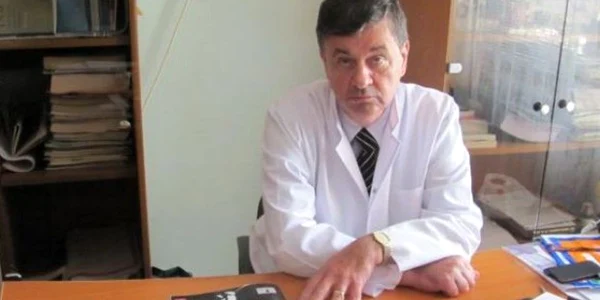 Profesor universitar doctor Florinel Bădulescu, şeful Societăţii Naţionale de Oncologie. 