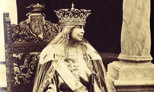 regina maria coroana png