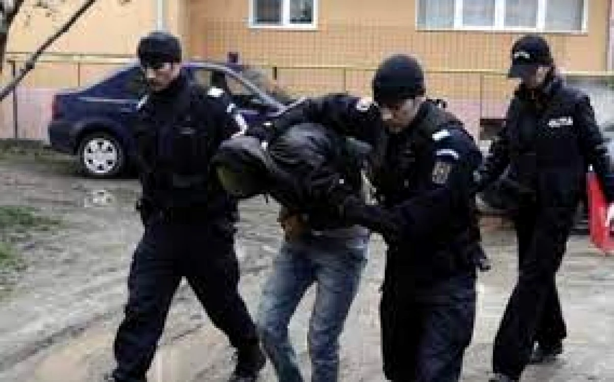 Şi adolescenţii răspund în faţa legii FOTO adevărul