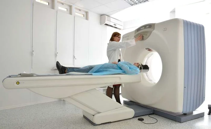 Computerul tomograf va realiza câteva sute de testări de coronavirus pe zi