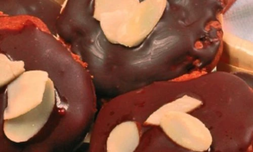 1366293205 9125frusecuri 20cu 20alune jpeg