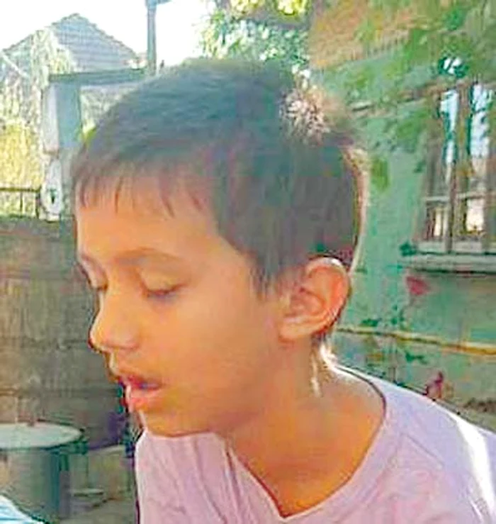 Nu mai merge  la şcoală (FOTOGRAFII: ANDREEA MITRACHE)