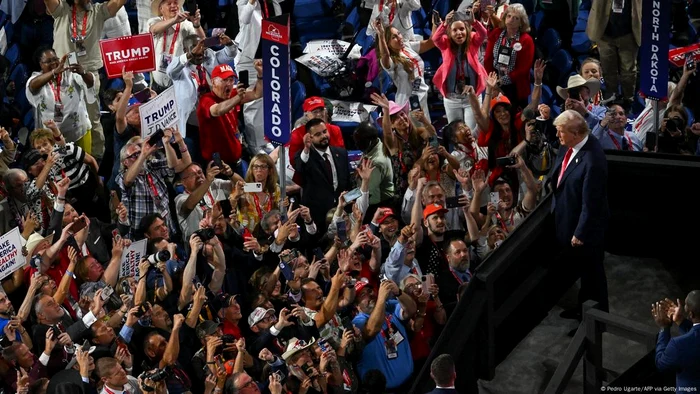 Donald Trump primind aplauze frenetice la convenția Partidului Republican din Milwaukee