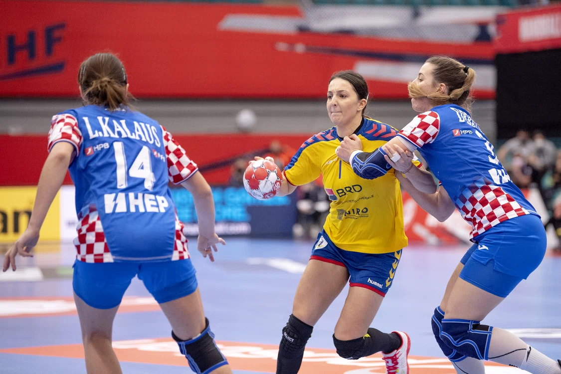 
    Eliza Buceschi a marcat 13 goluri în primele patru meciuri de la Euro 2020Foto: EPA-EFE  