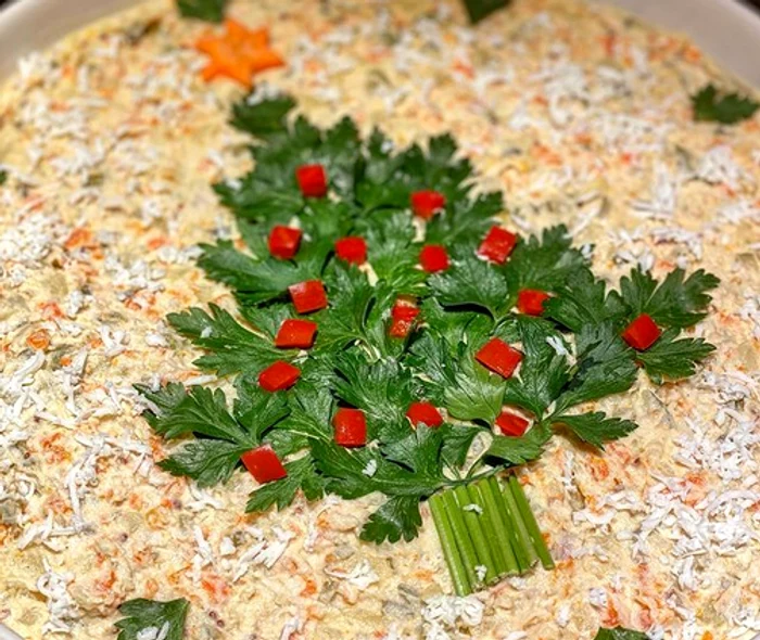 
    Diana Bart a ornat salata cu pătrunjel și gogoșarfoto: Instagram / b'Art Of Cooking  