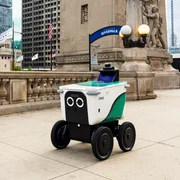 Robot de livrari Foto Serverobotics jpg