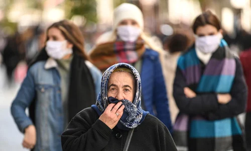 femei care au fata acoperita in turcia jpeg