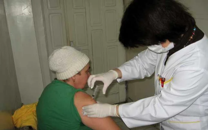 Până la ora 10.30 la Policlinică s-au vaccinat 20 de oameni